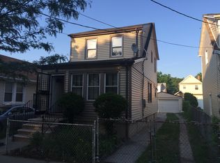 137-139R 169th St, Jamaica, NY 11434