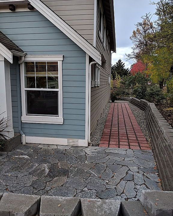 2nd image of 1722 236th Pl SW