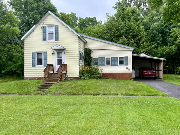 162 William St, Malone, NY 12953