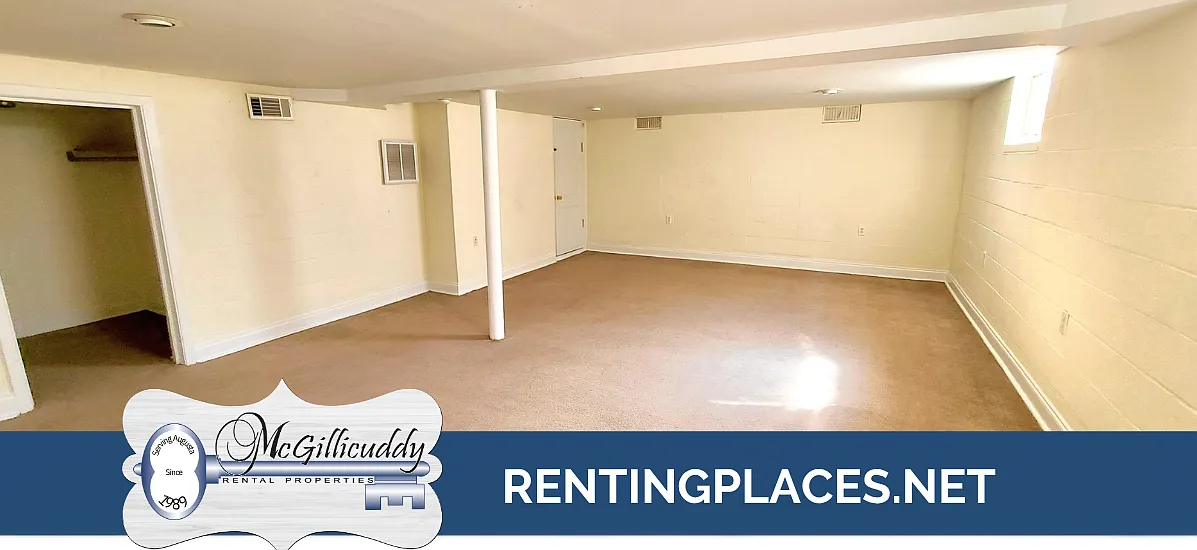 3 bed, 2.5 bath, 1400 sqft, $1,595 — Photo 3