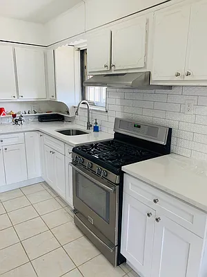 Rented by Voro New York | media 18