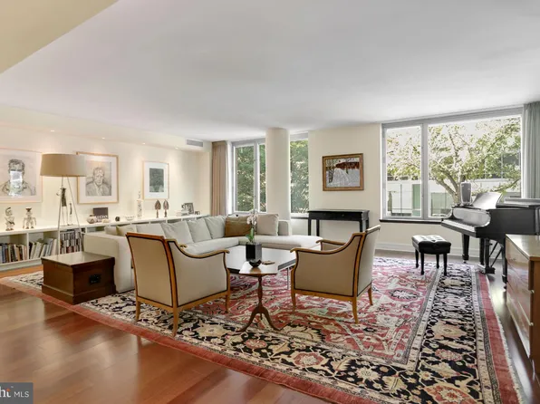 1111 23rd St NW APT Ph-2f, Washington, DC 20037