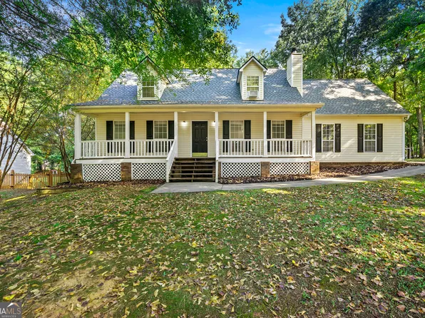 92 Nanette Dr, Newnan, GA 30265