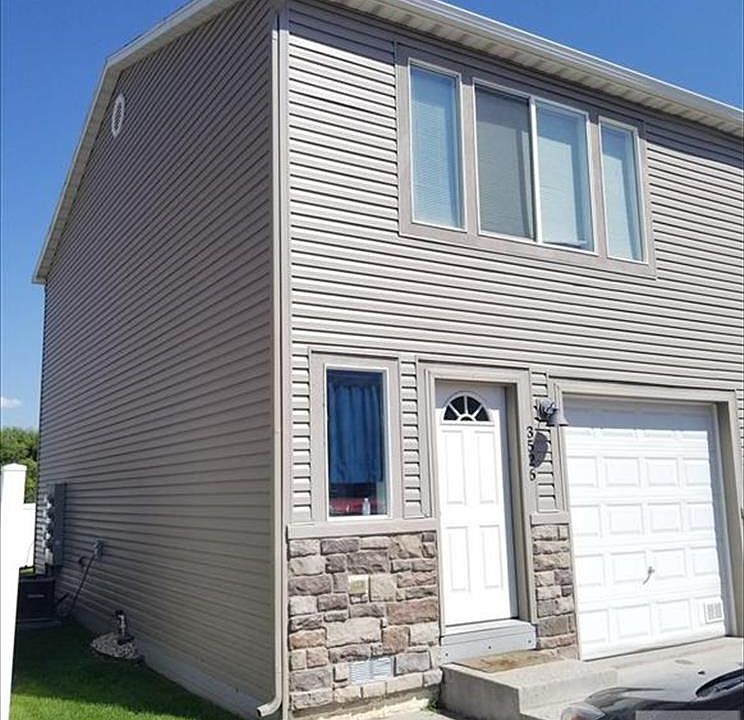 1st image of 3526 E Greenfield Dr