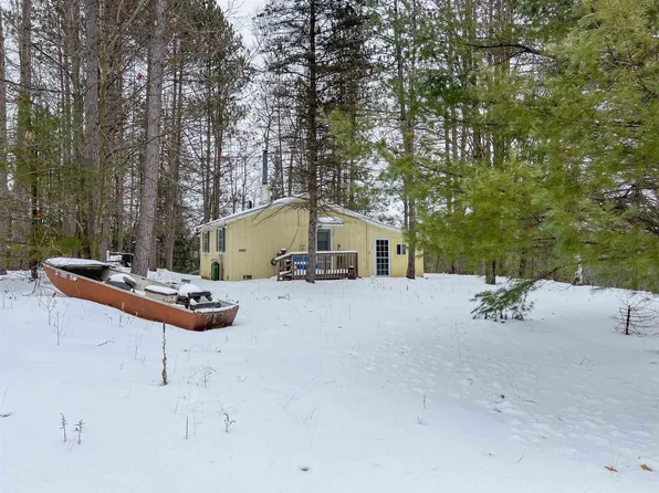 12960 Bauman Ln, Mountain, WI 54149