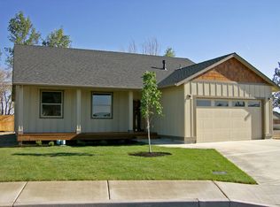 2235 NW Larchleaf Ct, Redmond, OR 97756