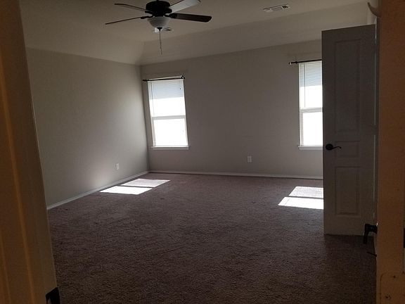 3rd image of 227 Frontier Dr
