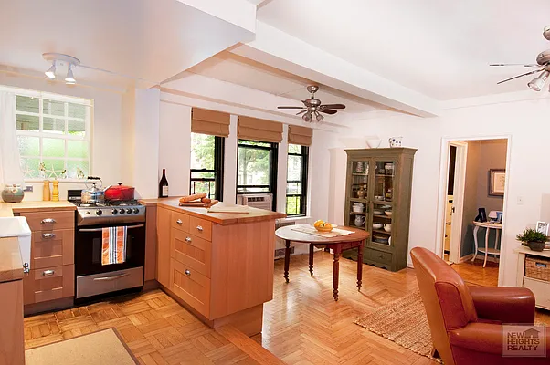 Sold by New Heights Realty | media 8