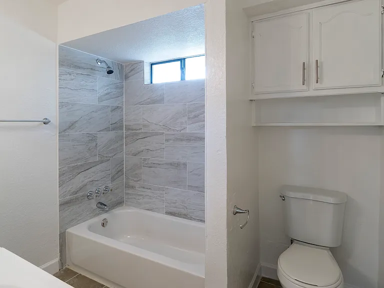 6536 Bronze Leaf Dr — Photo 4