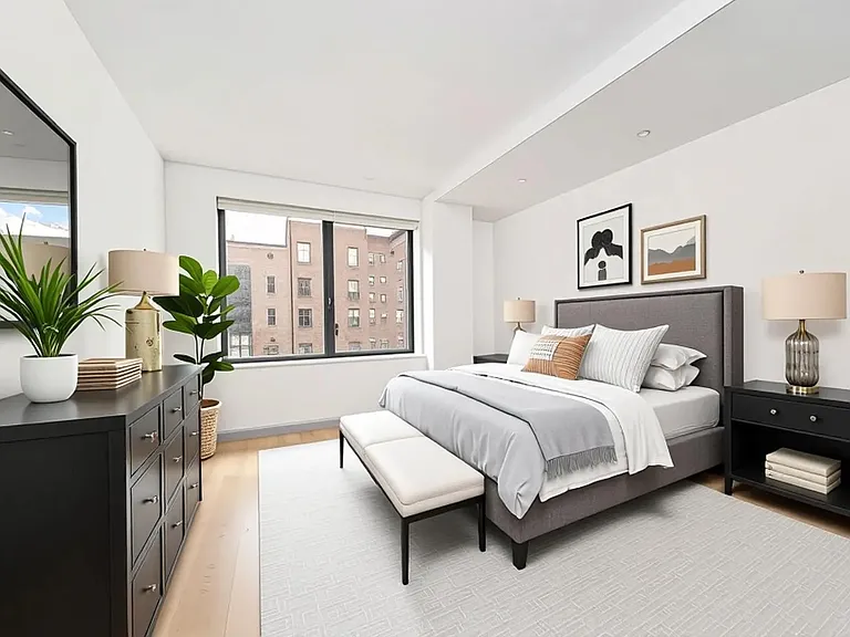 307 Atlantic Ave #4L — Photo 2