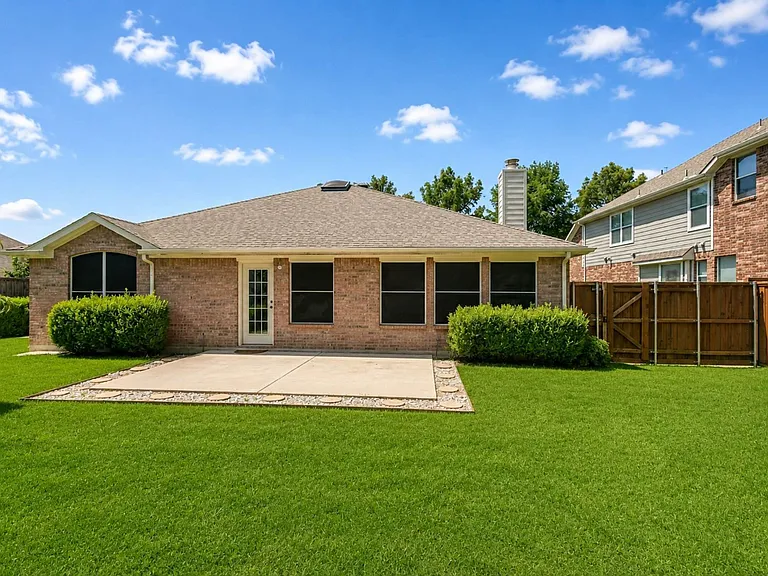 1711 Grand Canyon Way — Photo 27
