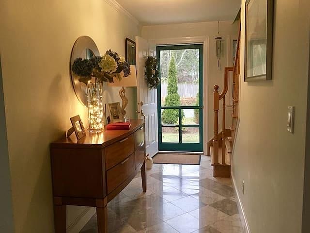 Beautiful, spacious 4 bedroom, 2.5 bathroom home in Orleans