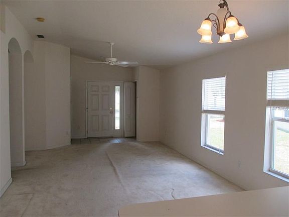4th image of 18201 Portside St