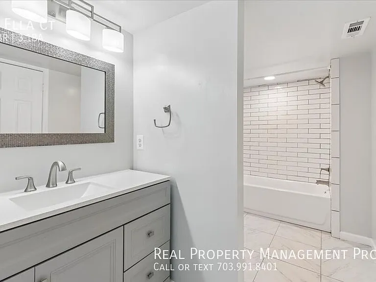 6 Ella Ct — Photo 23