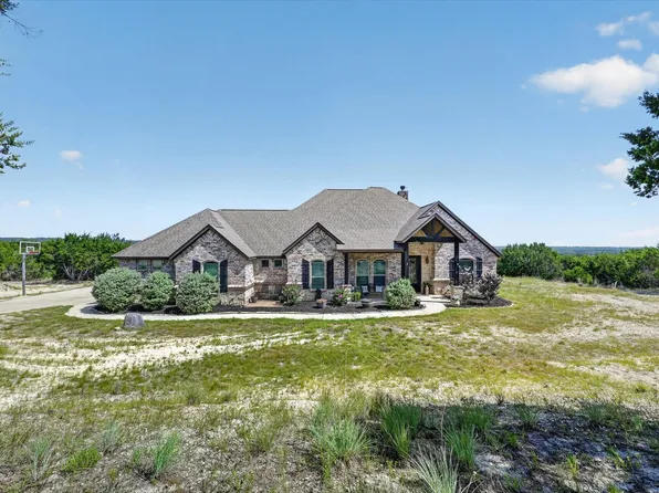 118 Cedar Mountain Dr, Weatherford, TX 76085