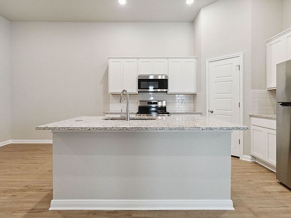 5th image of 119 Gunner Rd Unit A