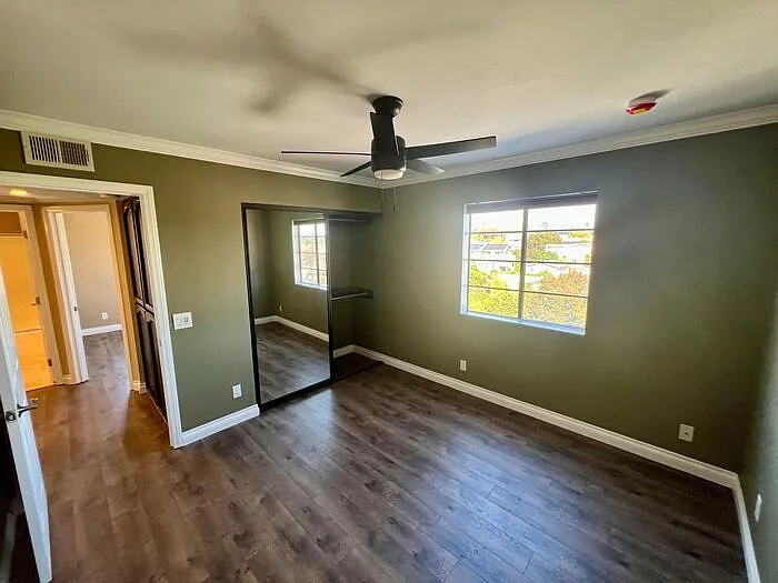 2608 Broadway #11 — Photo 9