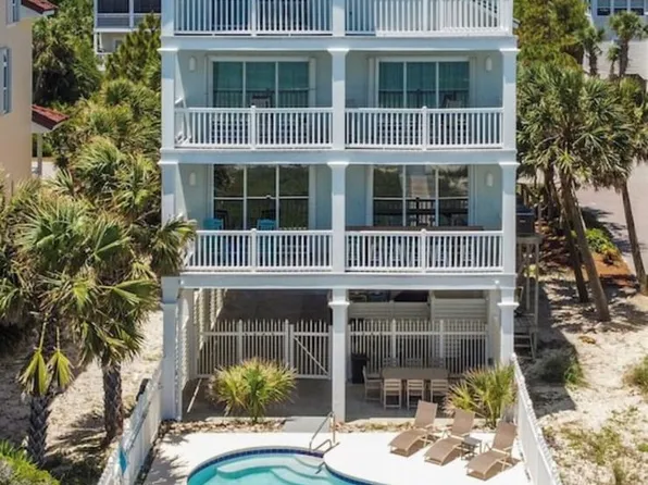 2228 Sailfish Dr, Eastpoint, FL 32328