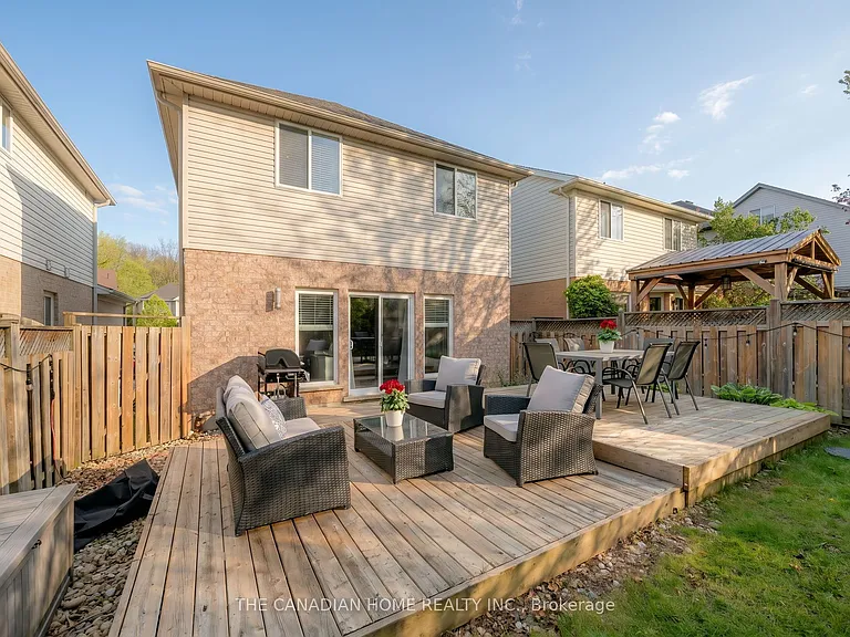 812 Sandcherry St — Photo 32