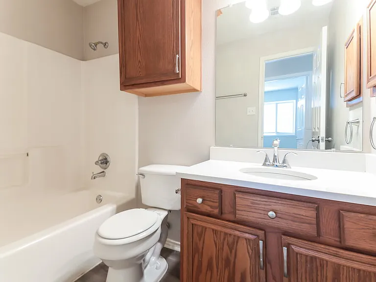 1705 Green Terrace Dr — Photo 15