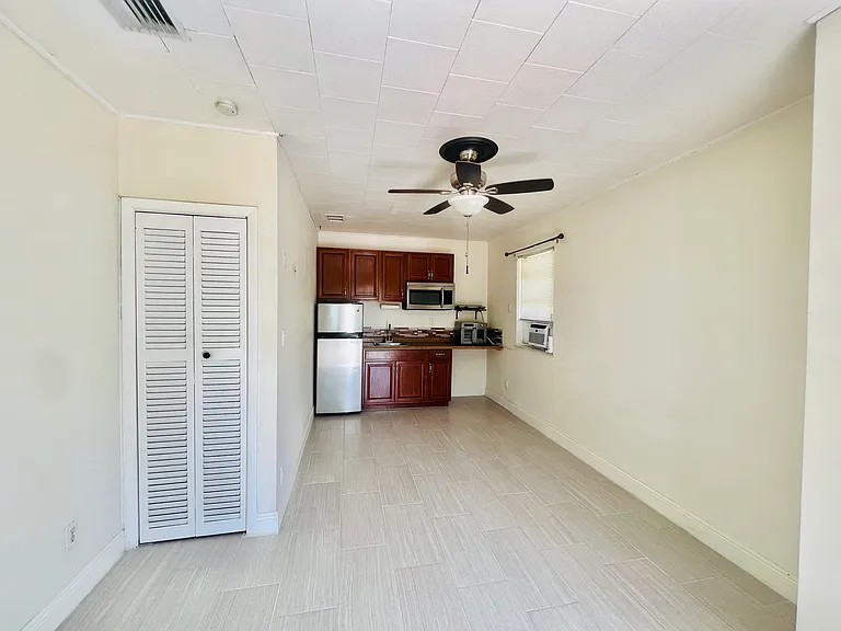 1005 Vine St #B — Photo 5