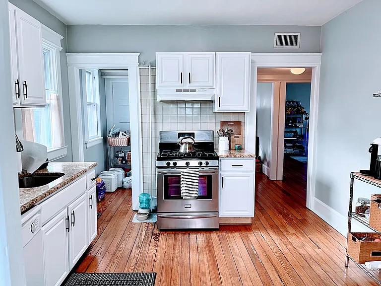 101 Park St #2 — Photo 12