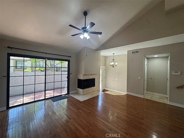 17 Mesquite Pl — Photo 7