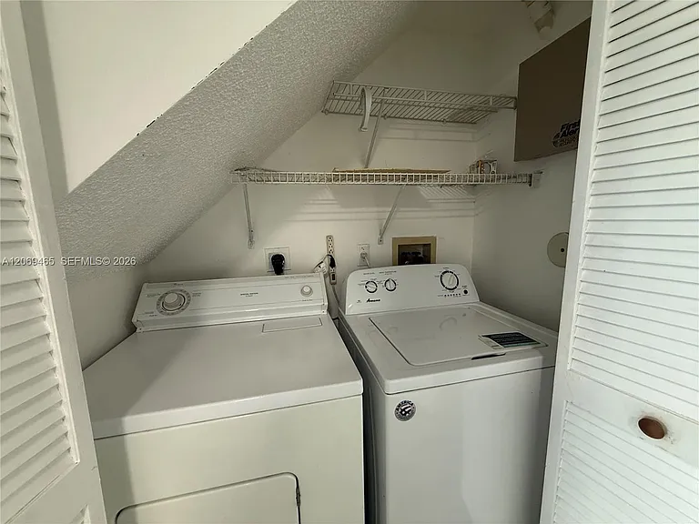 3152 SW 49th St #126 — Photo 12