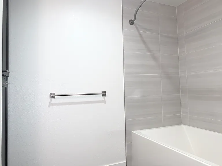 Urbana East Village Rental Flats — Photo 38