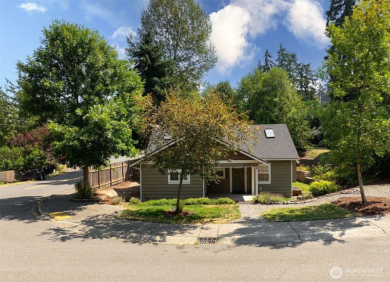 2nd image of 8183 NE 165th Street