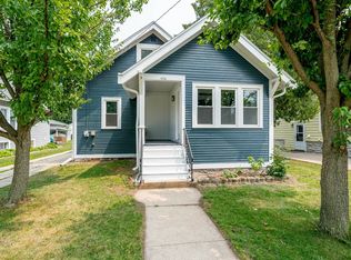 734 Monroe St, Oshkosh, WI 54901