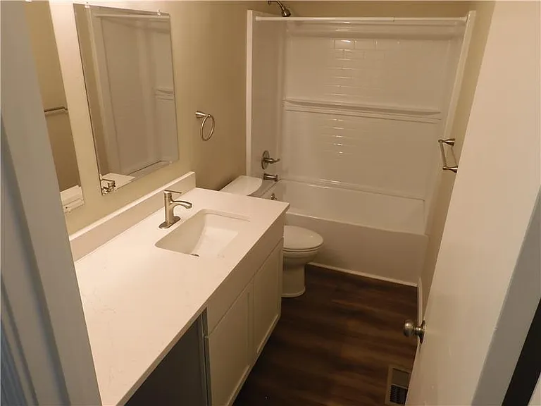 7222 Isaac Ln — Photo 16