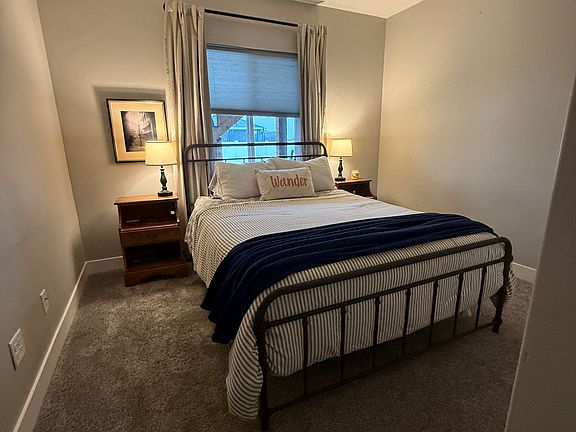 Private bedroom