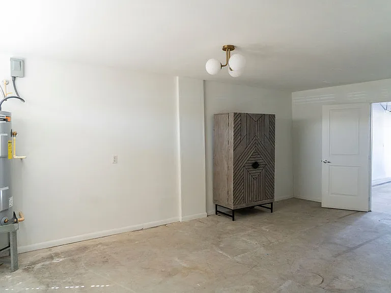310 S Jensen Dr — Photo 35