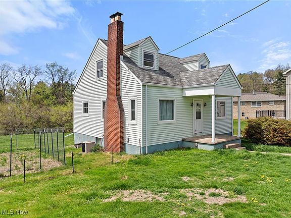 2nd image of 120 Hillcrest Dr