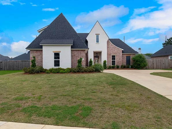 121 Sitka Loop, Haughton, LA 71037