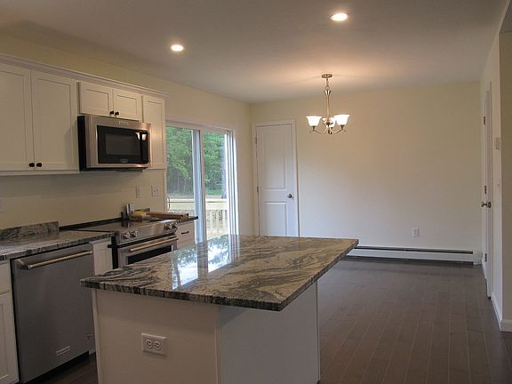 3rd image of 3 Asheley Avenue #2