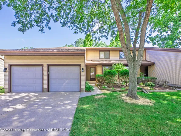 2101 E Provincial House Dr, Lansing, MI 48910