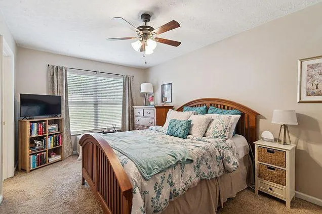 510 Shadow Glen Dr — Photo 17
