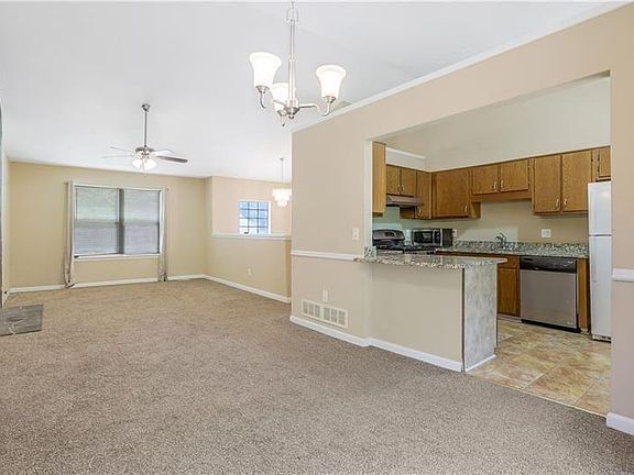 5th image of 1463 Devon Mill Way