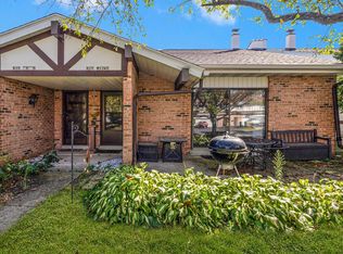 N17W5347 Garfield Ct, Cedarburg, WI 53012