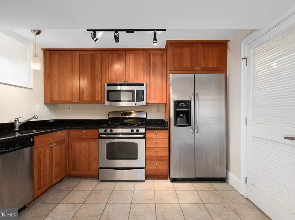 1750 16th St NW APT 1, Washington, DC 20009