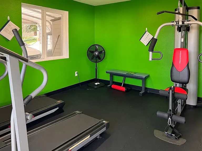 Township Sherwood — Photo 8