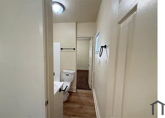 Studio, 650 sqft, $1,650 — Photo 3