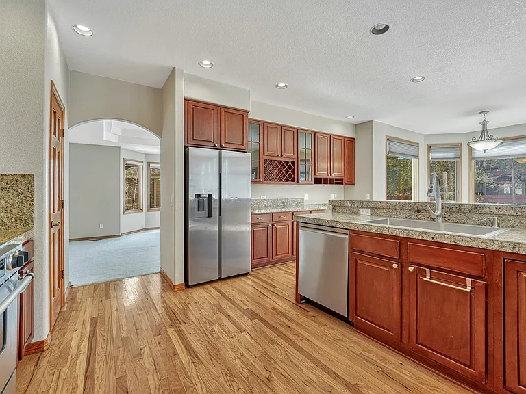8406 Green Island Cir — Photo 23