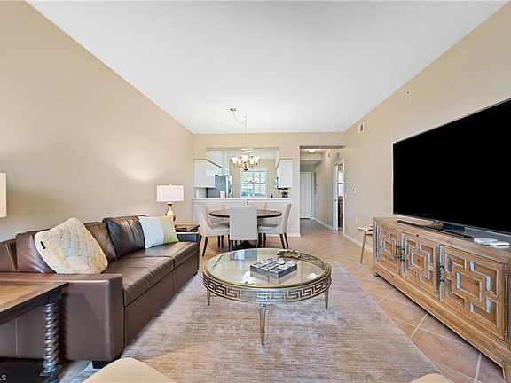 4th image of 2750 Cypress Trace CIR #2615