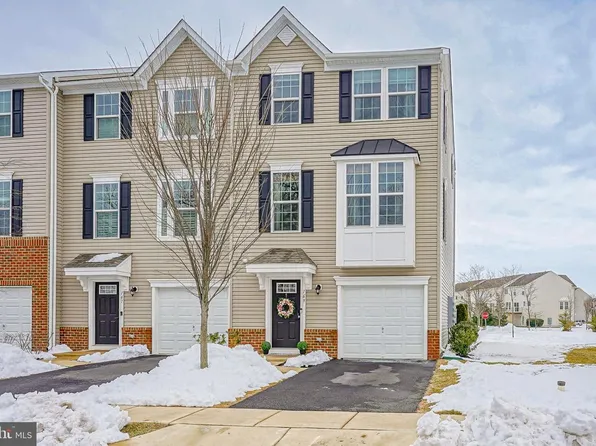 169 Nathan Dr, Riverton, NJ 08077