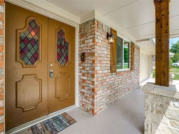 4th image of 4101 Grand Lake Dr