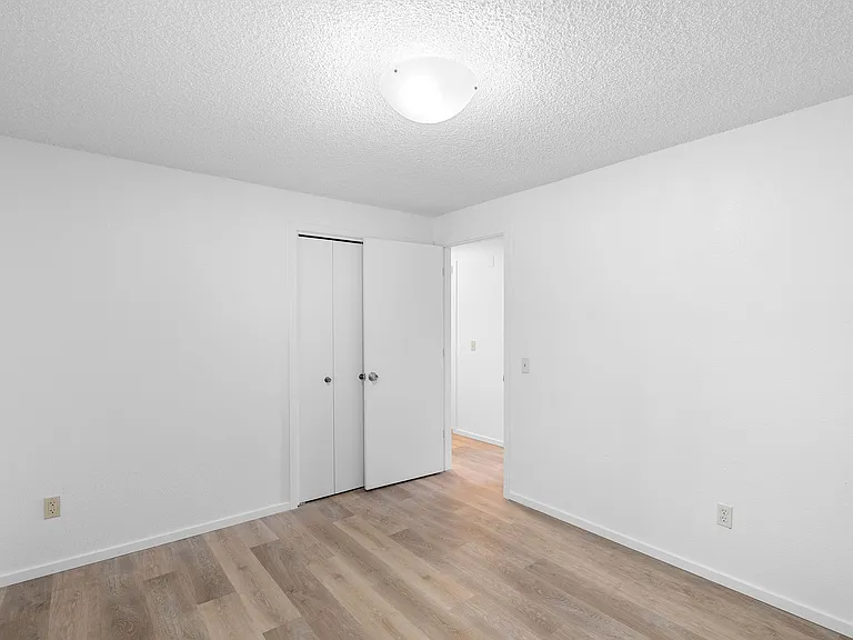 1378 NE Centurion Dr — Photo 23