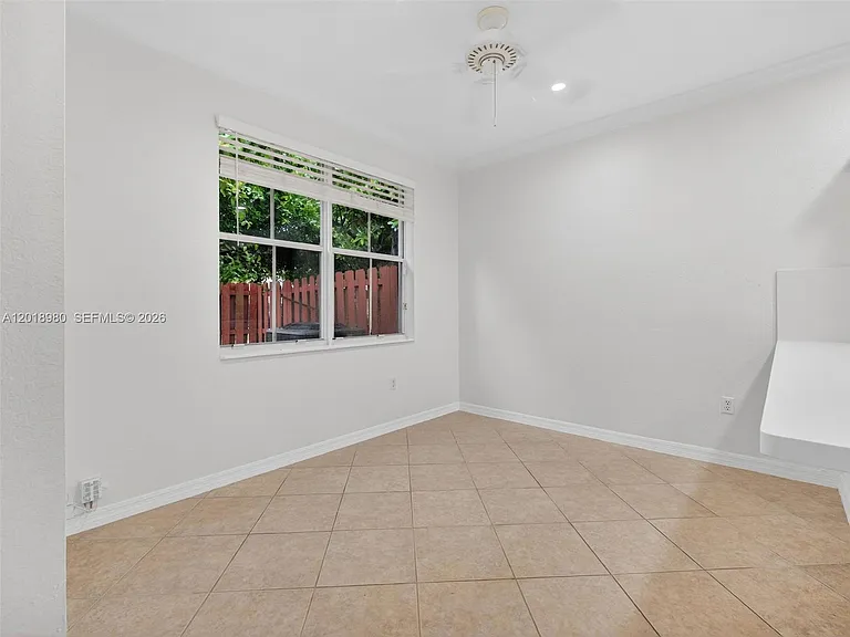 12441 SW 124th Ter — Photo 7